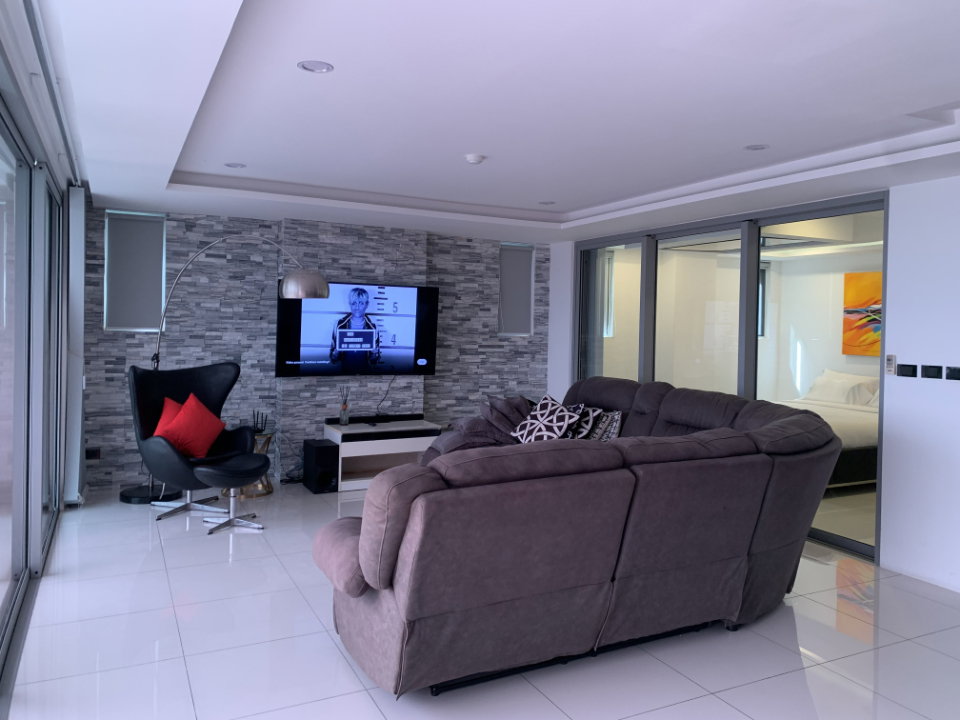 รูป คอนโดวิวทะเล 2 ห้องนอน ภูเก็ต – The View Luxury Condominium [U1393422] - รูปที่ 14/25