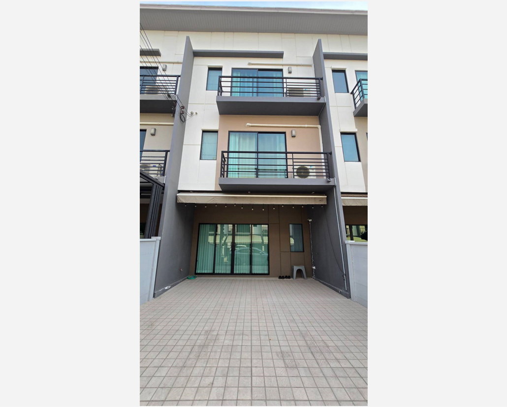 รูป Call : 095-575-7273 บ้านกลางเมือง รามอินทรา-วัชรพล ขายทาวน์โฮม 3 ชั้น หน้ากว้าง 5 เมตร 18.1 ตารางวา 3 นอน 3 น้ำ หน้าบ้านทิศเหนือ เฟอร์บิ้วท์อิน - รูปที่ 2/13