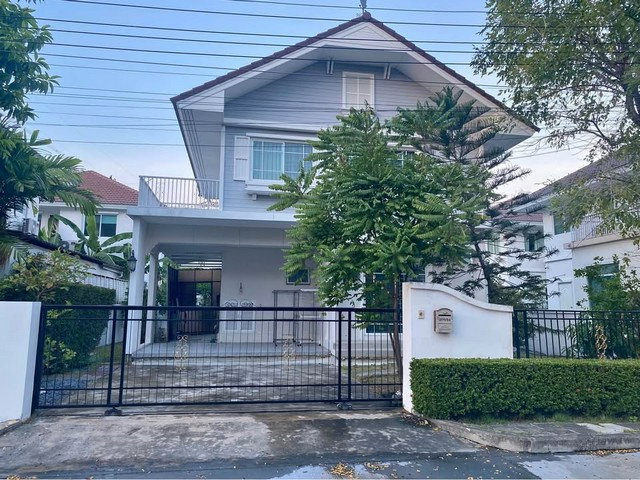 รูป HR3351 ให้เช่าบ้านเดี่ยว 2 ชั้น Perfect Place วงแหวน-รามคำแหง (เฟส 2) เงียบสงบ เป็นส่วนตัว | เชื่อมต่อกรุงเทพกรีฑาตัดใหม่ | พร้อมเข้าอยู่ทันที! - รูปที่ 1/12