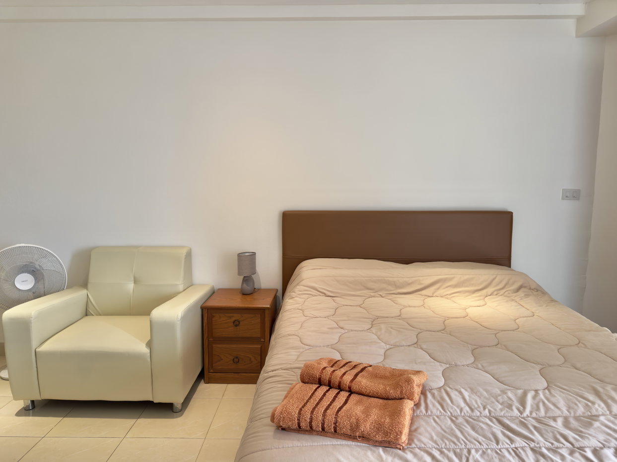 รูป Studio Condo for Sale in Pattaya at Jomtien Beach Condominium - รูปที่ 3/11