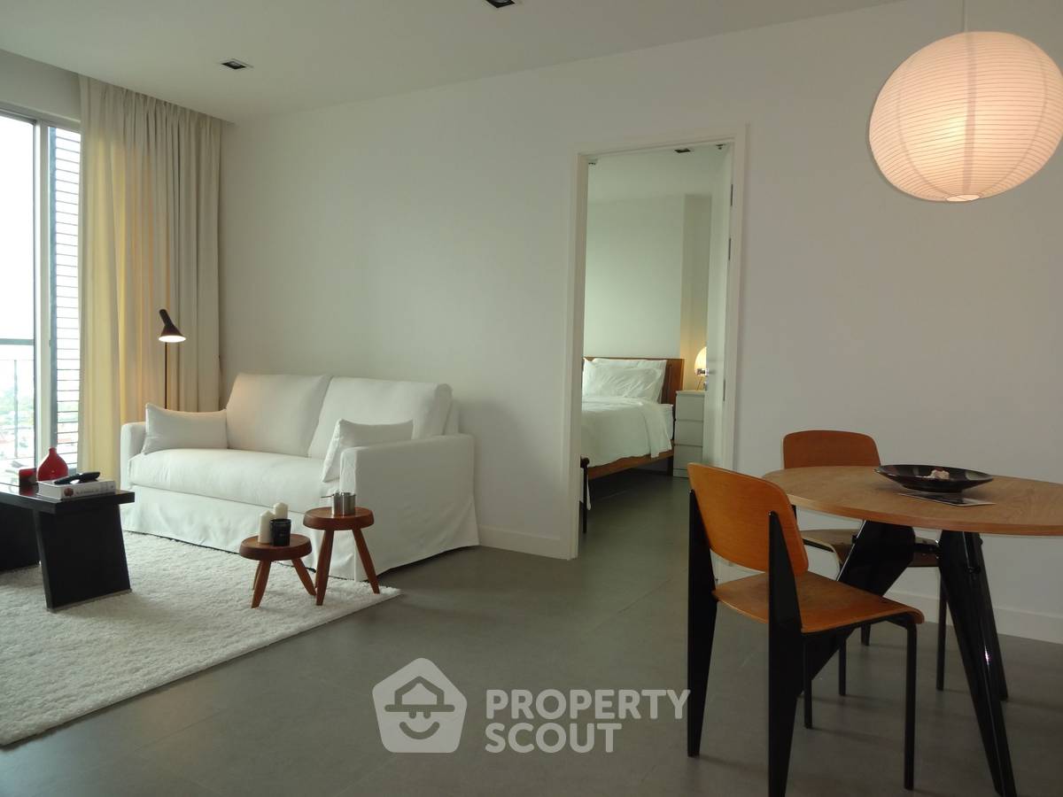 รูป คอนโด 2-ห้องนอน ที่ เดอะ รูม สาทร-ตากสิน ใกล้ BTS โพธิ์นิมิตร (ID 2763831) - รูปที่ 1/9