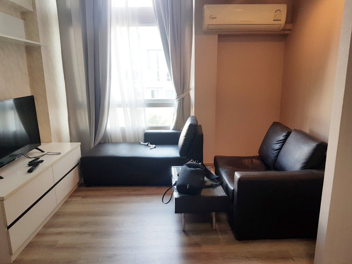 รูป ให้เช่าด่วน Zoom Condo 49 ราคา 13,500 บาท ห้องนอน 1 Duplex ขนาด 50 ตร.ม. ชั้น 5 วิวโครงการด้านหน้า - รูปที่ 5/14