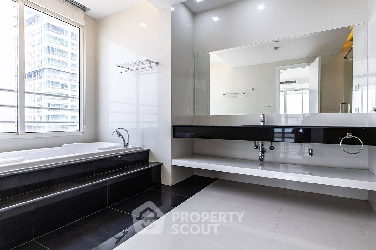 รูป คอนโด 2-ห้องนอน ที่ ลา รอยัล ใกล้ เมืองพัทยา (ID 1863499) - รูปที่ 18/34