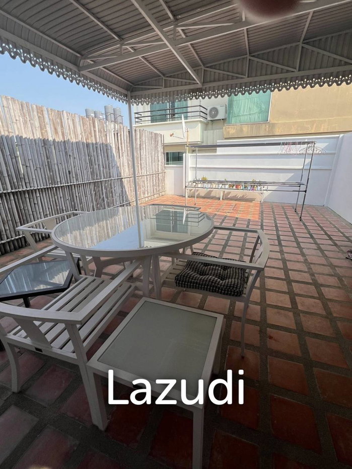 รูป 250.0 ตร.ม.  4 ห้องนอน  4 ห้องน้ำ ทาวน์เฮาส์สำหรับ ขาย & เช่าใน พระโขนงเหนือ - รูปที่ 12/12