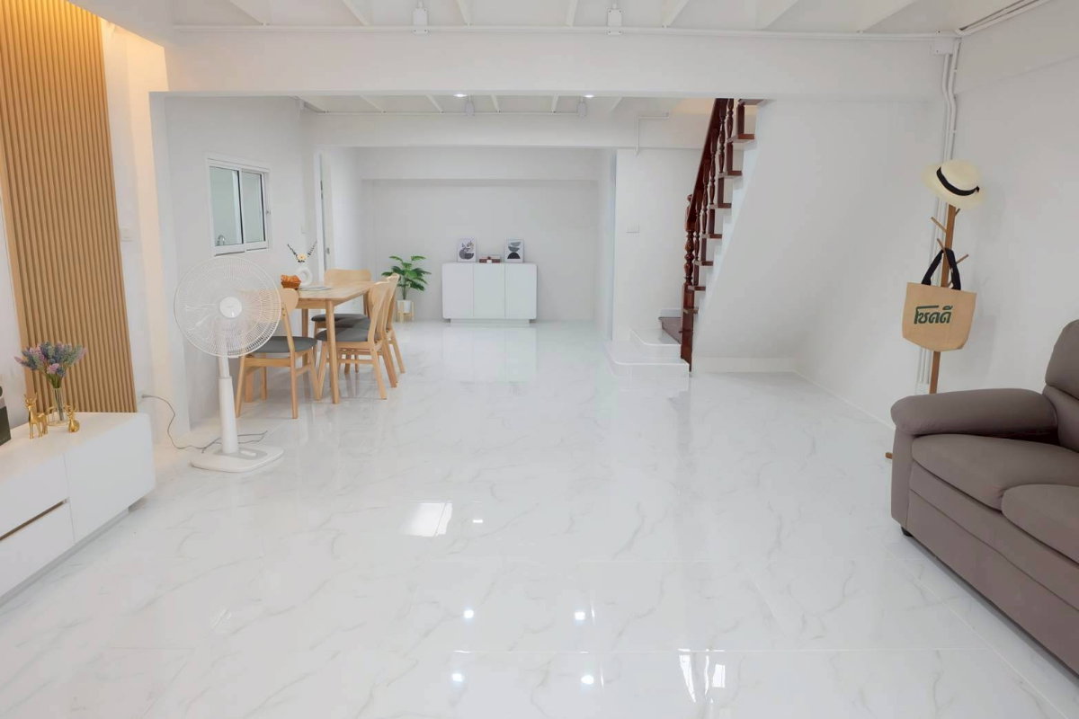 รูป บ้านแฝดรีโนเวทใหม่ทั้งหลัง ปิ่นเจริญ3 ซอยสรงประภา4 สวยบาดตาแน่นอน - รูปที่ 7/20