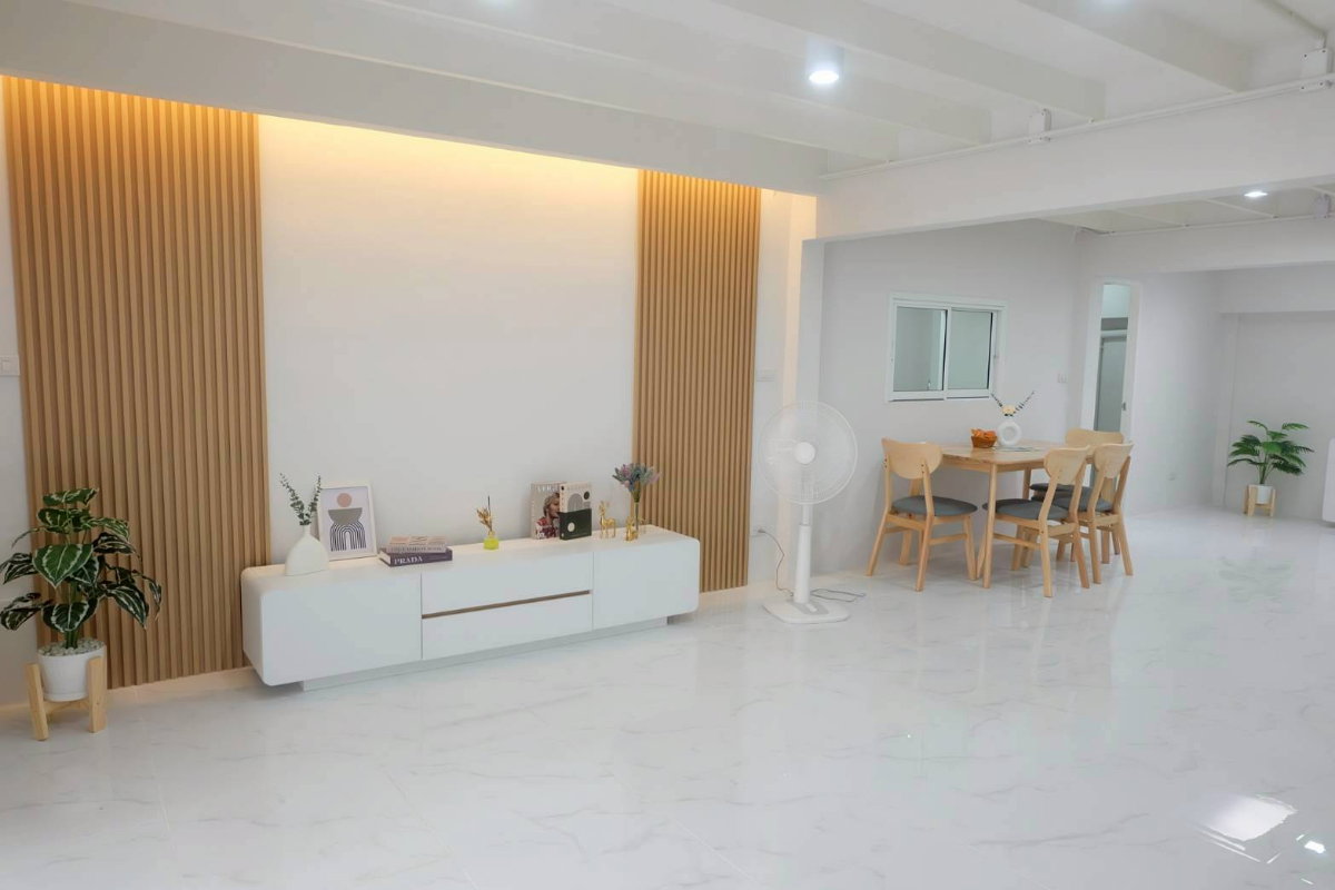 รูป บ้านแฝดรีโนเวทใหม่ทั้งหลัง ปิ่นเจริญ3 ซอยสรงประภา4 สวยบาดตาแน่นอน - รูปที่ 8/20