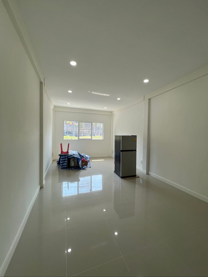 รูป อาคารพาณิชย์รีโนเวทใหม่ สวยงาม ใกล้ไอคอนสยาม - รูปที่ 9/26