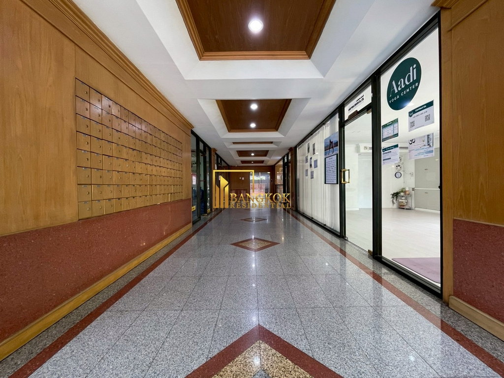 รูป Sukhumvit Park | Great Value 3 Bedroom Condo in Nana Area - BR16066CD - รูปที่ 29/33
