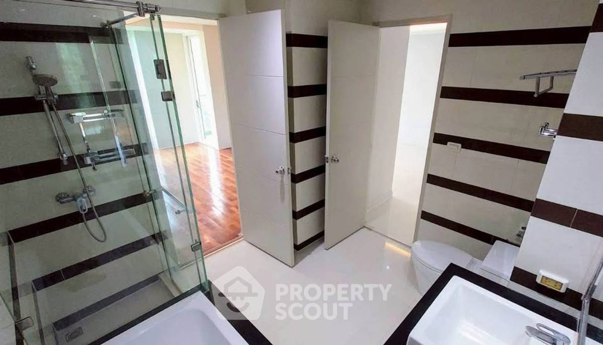 รูป คอนโด 1-ห้องนอน ที่ เบเวอรี่ 33 ใกล้ BTS พร้อมพงษ์ (ID 2452088) - รูปที่ 6/10