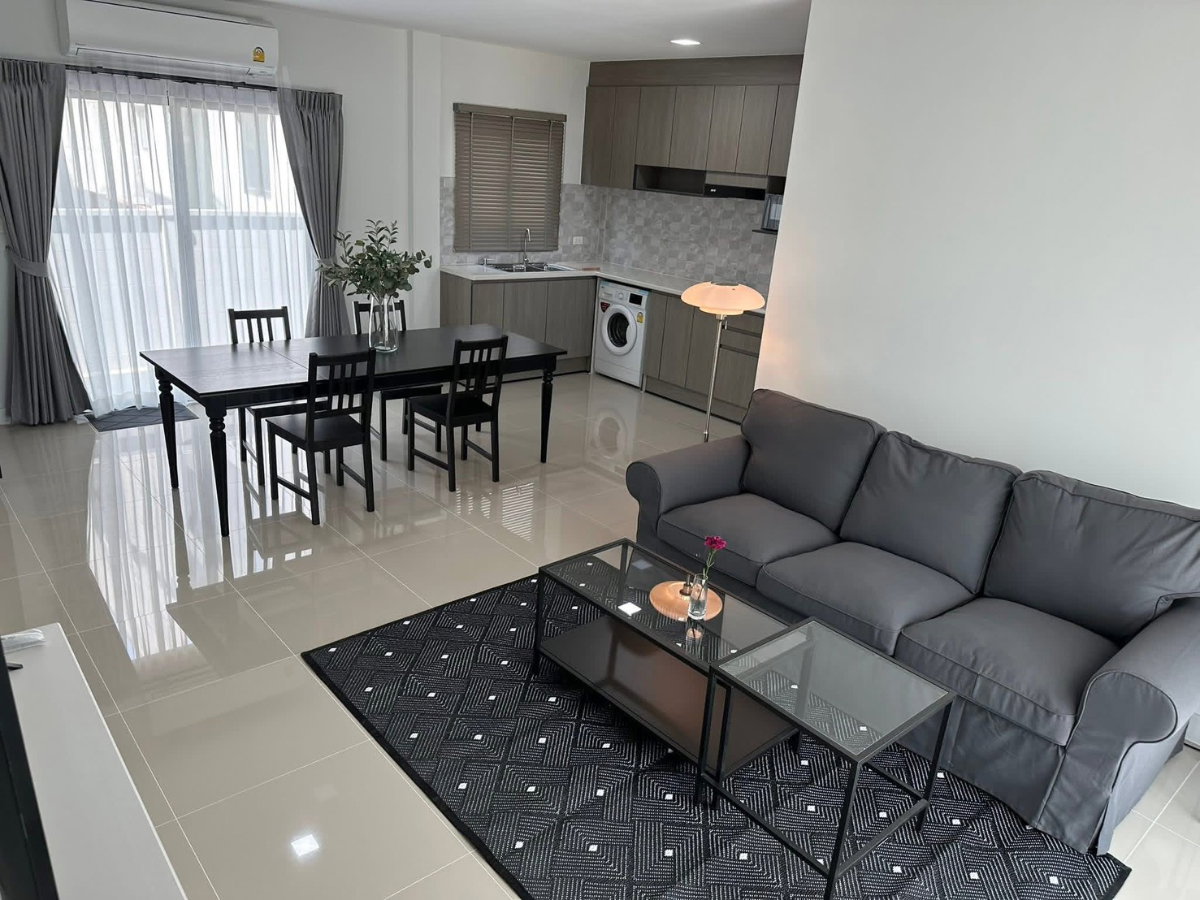 รูป ทาวน์เฮ้าส์ให้เช่า 🔥 Pleno Sukhumvit-Bangna 2 🔥 3 ห้องนอน 3 ห้องน้ำ เฟอร์นิเจอร์ และ เครื่องใช้ไฟฟ้าครบ - รูปที่ 3/21