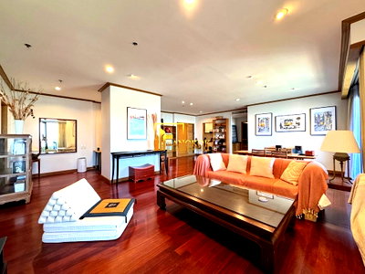 คอนโดให้เช่า : Baan Chaophraya | Charming 2 Bed Riverside Property - BR11757CD
