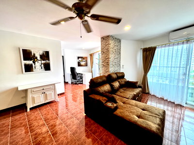 Condos for rent : 1 Bedroom Condo for Rent in Jomtien Pattaya at View Talay 1