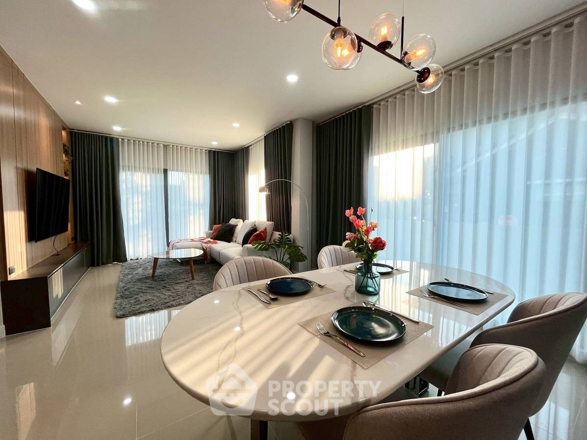 รูป บ้าน 4-ห้องนอน ใกล้ ท่าอากาศยานสุวรรณภูมิ (ID 2586210) - รูปที่ 8/31