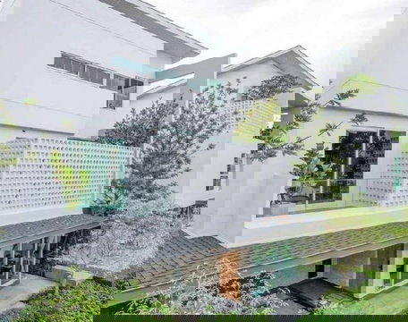 HR3352ให้เช่าบ้านเดี่ยว 3 ชั้น หลังใหญ่ Nirvana ABSOLUTE กรุงเทพกรีฑา กรุงเทพกรีฑาตัดใหม่ โซนพิเศษติดพื้นที่ส่วนกลาง ใกล้คลับเฮ้าส์เพียงไม่กี่ก้าว