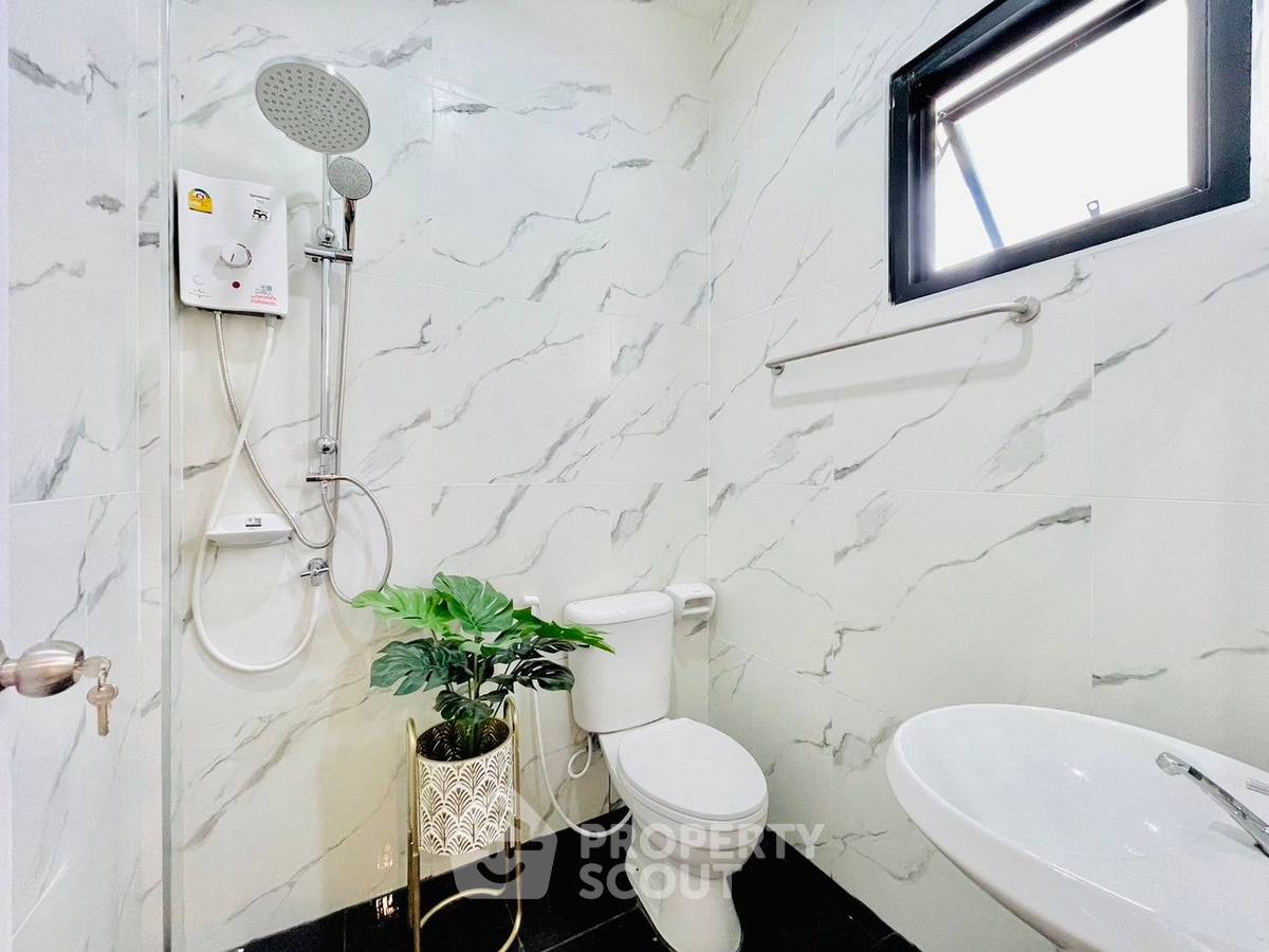 รูป บ้าน 3-ห้องนอน ที่ มิดทาวน์ หัวหิน 102 ใน ทับใต้ (ID 2733717) - รูปที่ 5/7