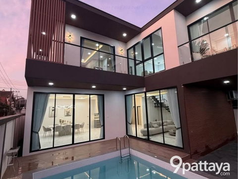 For Sale | Luxury Pool Villa – Near Yacht Club Pattaya