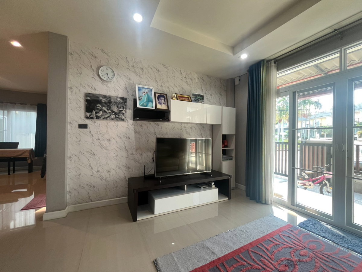 รูป บ้านเดี่ยว 2 ชั้น 3 ห้องนอน 3 ห้องน้ำ 1 ห้องอเนกประสงค์ 2 ที่จอด (พื้นที่ใช้สอย 200 ตรม.) - รูปที่ 6/15