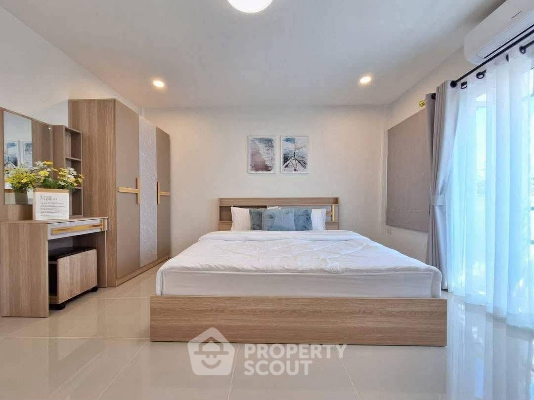 รูป ทาวน์เฮ้าส์ 2-ห้องนอน ใกล้ เมืองพัทยา (ID 2763973) - รูปที่ 15/16