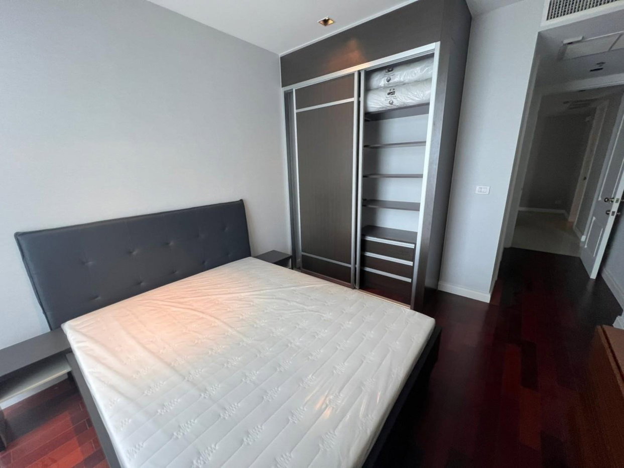 รูป LTHC7238 – Athenee Residence FOR RENT 3 beds 3 baths Size 178 Sq.M. Near BTS Phloen Chit stations ONLY 120k/month - รูปที่ 4/6