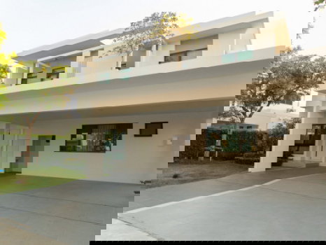 รูป ให้ เช่าบ้านเดี่ยวหรู Mantana Bangna Km.15 (มัณฑนา บางนา กม.15) หลังใหญ่ 102 ตารางวา บ้านใหม่ไม่เคยเข้าอยู่ วิวสวนส่วนตัว - รูปที่ 2/12