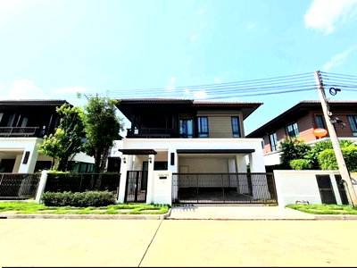 เช่าบ้านเดี่ยว สนามกีฬาสมโภชเชียงใหม่ 700 ปี : ให้เช่าบ้านเดี่ยว 2 ชั้น ในโครงการเศรษฐสิริ สันทราย-เชียงใหม่ ใกล้ตลาดรวมโชค (R992) T.0946511456