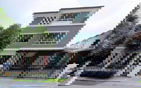 เช่าบ้าน Grand Bangkok Boulevard Rama 9 - Srinakarin/แกรนด์ บางกอก บูเลอวาร์ด พระราม 9 - ศรีนครินทร์ (HR6810004) ID Line : @baan88