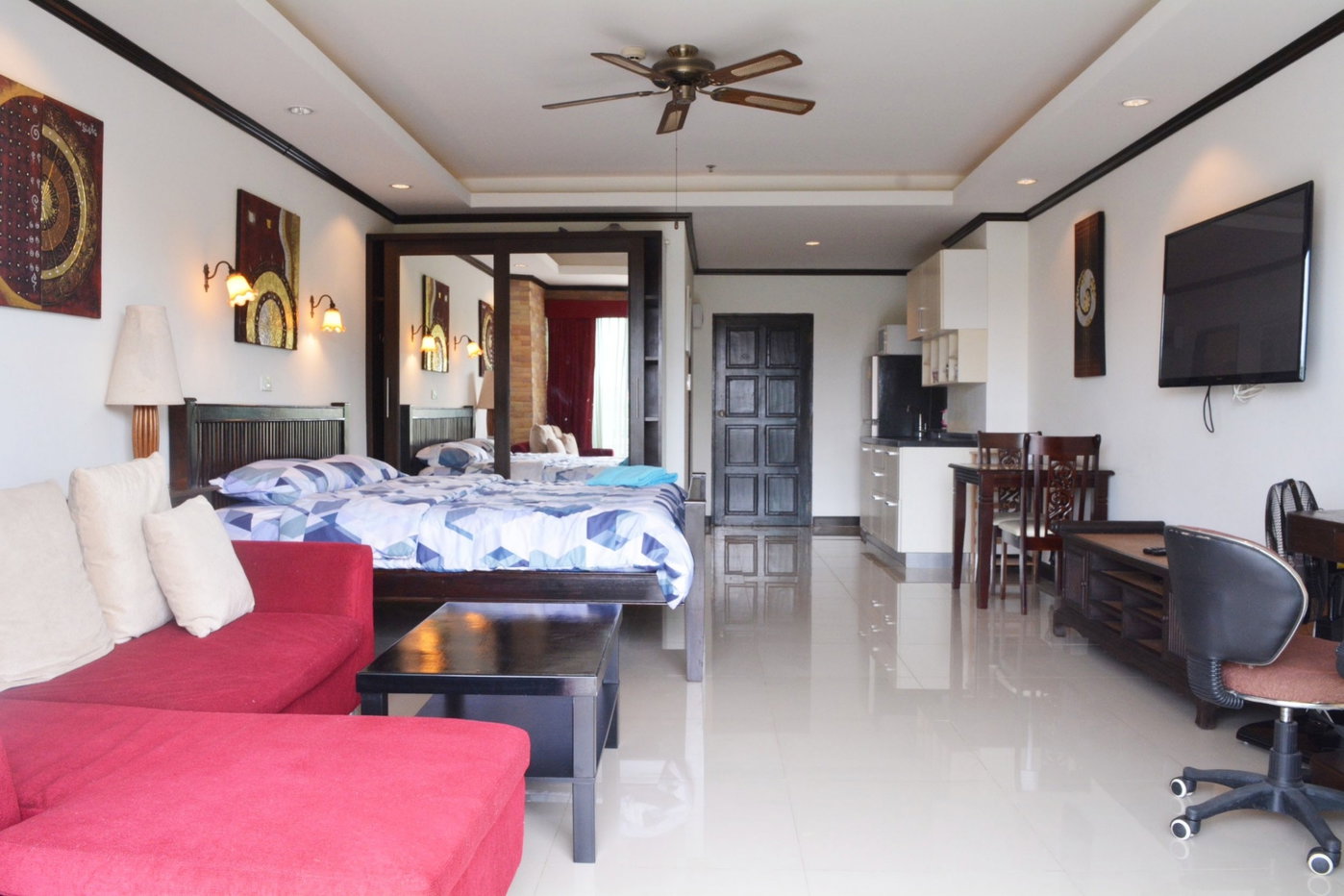 รูป Large Studio Condo for Sale in Jomtien Pattaya at View Talay 5D - รูปที่ 1/17