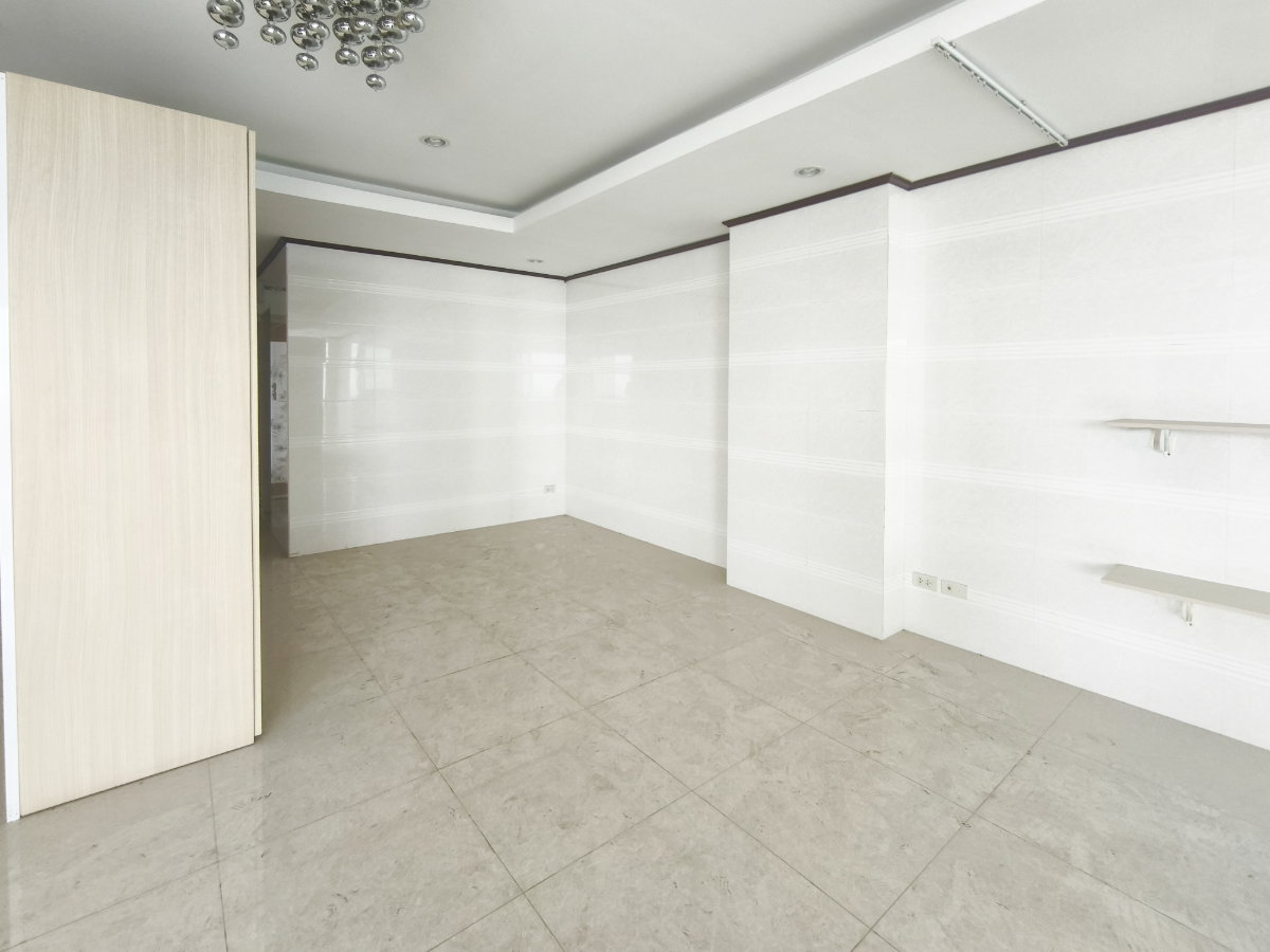 รูป 🏡 คอนโดห้องมุมใหญ่ 105 ตร.ม. ฟีลเหมือนอยู่บ้านจริง! "เดอะ ทรีโอ การ์เด้น" เพียง 3.499 ล้าน - รูปที่ 15/18