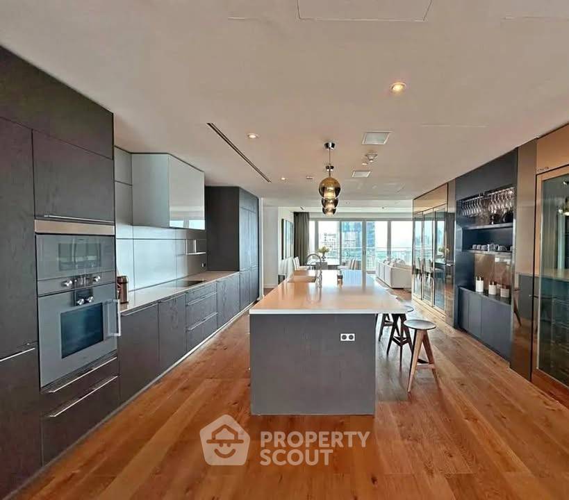 รูป คอนโด 3-ห้องนอน ที่ 185 ราชดำริ ใกล้ BTS ราชดำริ (ID 2467518) - รูปที่ 3/10