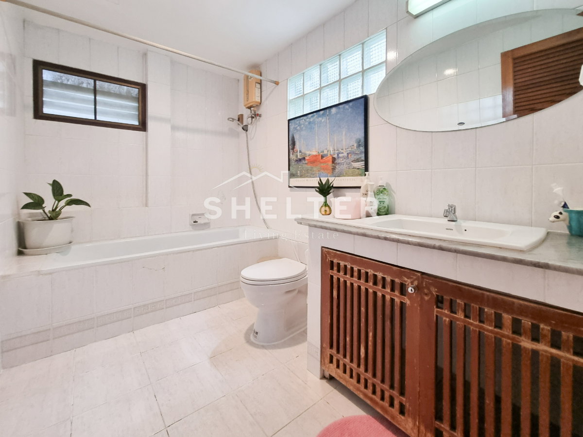 รูป "สุดยอดทำเลรามคำแหง! บ้านเดี่ยวสัมมากรให้เช่า มีทะเลสาบในหมู่บ้าน ใกล้รถไฟฟ้าสีส้ม-สถานีสัมมากร" - รูปที่ 15/29