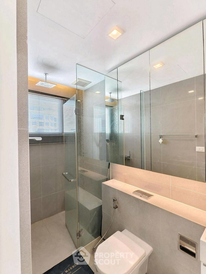 picture 2-BR Condo at The Saint Residences near MRT Phahon Yothin (ID 2237567) - 17/19