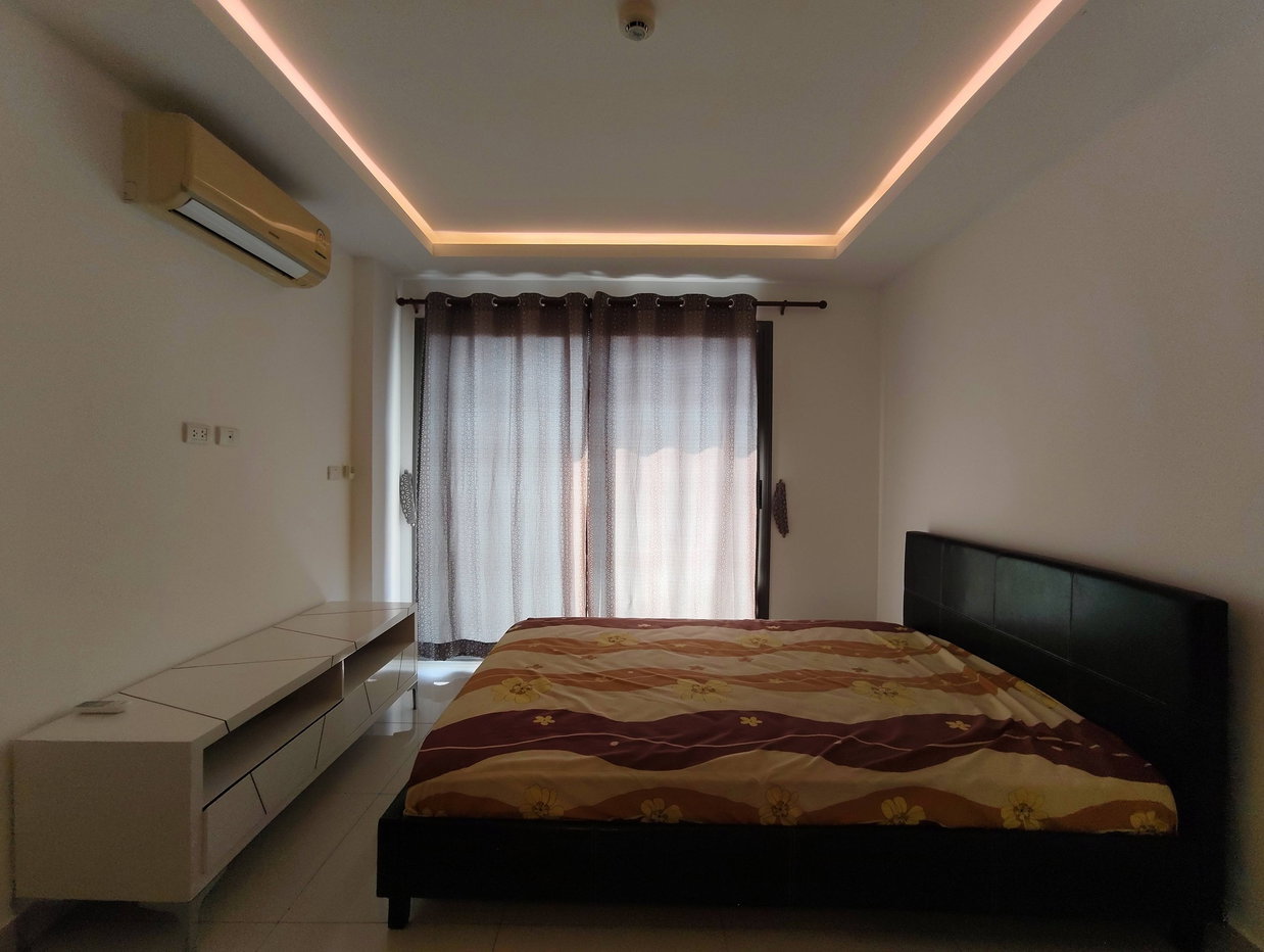 picture Jomtien Condo for Sale Laguna Beach Resort 3 Studio - 3/10