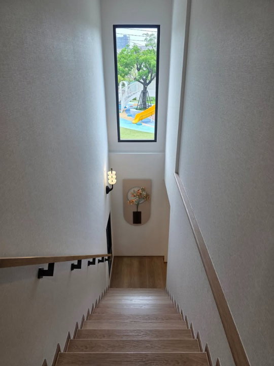 picture House for Rent at Centro Bangna (HR6811002) - 12/17