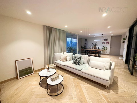 📌 For sell condo D.S. TOWER 2 SUKHUMVIT 39 Building 1, Floor 25,2 bed room, Room size 139 sqm