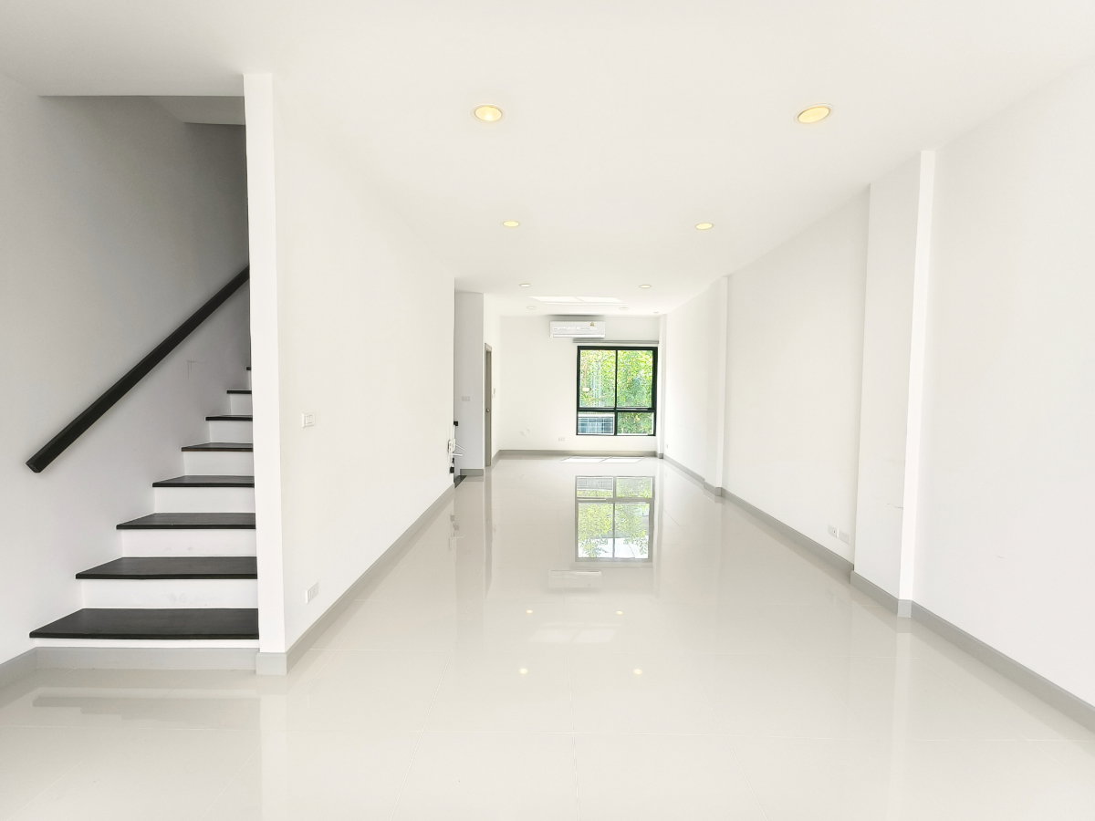 รูป ขาย Premium Place Mix Ekamai-Ramintra  25.4 ตร.ว. โฮมออฟฟิศหรู 4 ชั้น 2 ห้องทำงานใหญ่ 3 ห้องนอน 4 ห้องน้ำ ติดถนนนวลจันทร์ หน้ากว้าง 5.5 เมตร  - รูปที่ 5/13