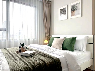 Condos for rent : S7 for rent: Chewathai Pinklao Condo, beautiful room, fully furnished with appliances and furniture. Free shuttle service to MRT Bang Yi Khan.