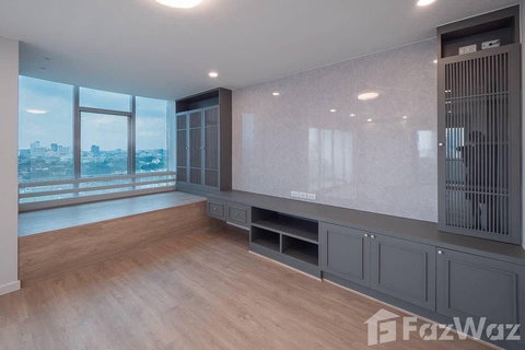 2 Bedroom Condo for sale at Sarin Place  1629372