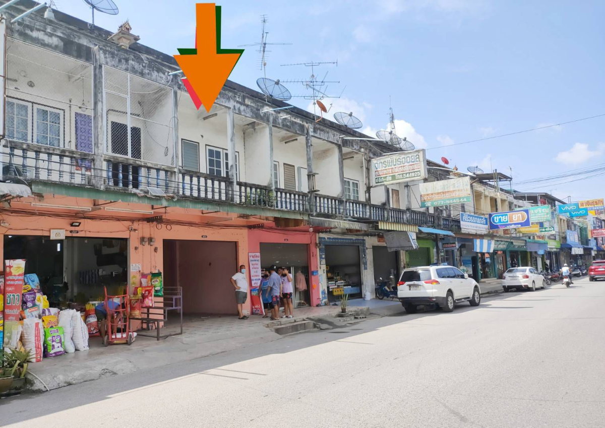 รูป ขายตึกแถวชุมพร ทำเลดี เหมาะกับทำการค้าขาย มีเพียงห้องเดียวเท่านั้น - รูปที่ 9/17