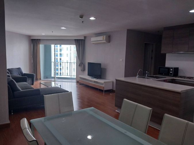 🔥🔥🔥ให้เช่าคอนโด Belle Grand Rama 9 (Belle Avenue) คอนโดทำเลดี อยู่หลังเซ็นทรัลพระราม 9  อาคาร D2 ชั้น 9 วิวดี 2 ห้องนอน 1 ห้องน้ำ เฟอร์ครบ