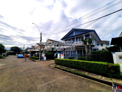 Houses for rent Bangkok : House for Rent, 4 Bedrooms in Petchkasem 81 – Spacious 2-Storey Home with EV Charger, Near Vichaivej Hospital