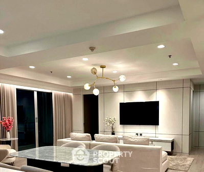 Condos for rent : 3-BR 136 Sqm Condo At Nusasiri Grand, 60m to BTS Ekkamai (ID 2762728)