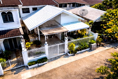 เช่าบ้านเดี่ยว ลาดพร้าวตอนกลาง โชคชัย 4 ลาดพร้าว 71 นาคนิวาส : รพ. เปาโล โชคชัย4 950 ม. ทำเลลาดพร้าว บ้านชั้นเดียวกว้างขวาง 2-3นอน 2น้ำ 45ตร.ว. 180ตร.ม. MRTโชคชัย4 1.8กม. MRTลาดพร้าว71 1.4กม.