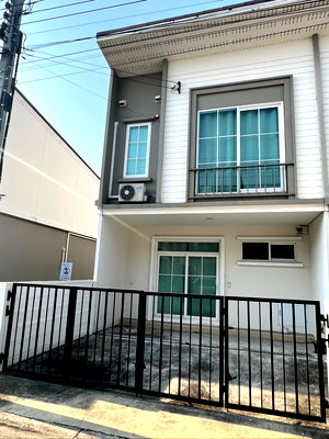 ทาวน์โฮม นนทบุรี : ขาย ทฮ.คิวดิสทริค เวสต์เกต ราคาถูกมากๆ รวมค่าโอน