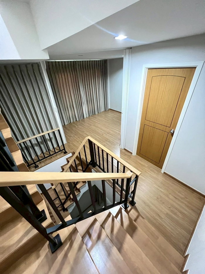 รูป R0162 เช่า ให้เช่า ปล่อยเช่า ทาวน์โฮม รัชดา 18 สิริเฮ้าท์ รัชดา 18 Sirihouse Ratchada 18 ราคาถูก สนใจ Line: @951qfbfi - รูปที่ 11/14