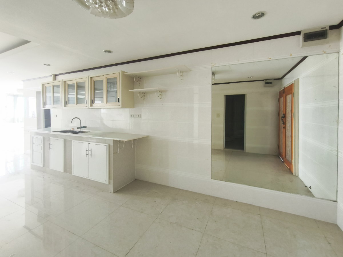 รูป 🏡 คอนโดห้องมุมใหญ่ 105 ตร.ม. ฟีลเหมือนอยู่บ้านจริง! "เดอะ ทรีโอ การ์เด้น" เพียง 3.499 ล้าน - รูปที่ 12/18