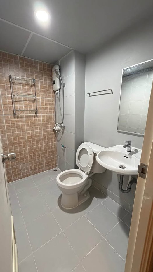 รูป คอนโด 2 นอน 2 น้ำ | ลุมพินี มิกซ์ เทพารักษ์-ศรีนครินทร์ 43 ตร.ม. | **ค่าเช่า 10,500 บาท** | ใกล้ BTS เทพารักษ์-ศรีด่าน เฟอร์ครบ พร้อมอยู่ - รูปที่ 14/19