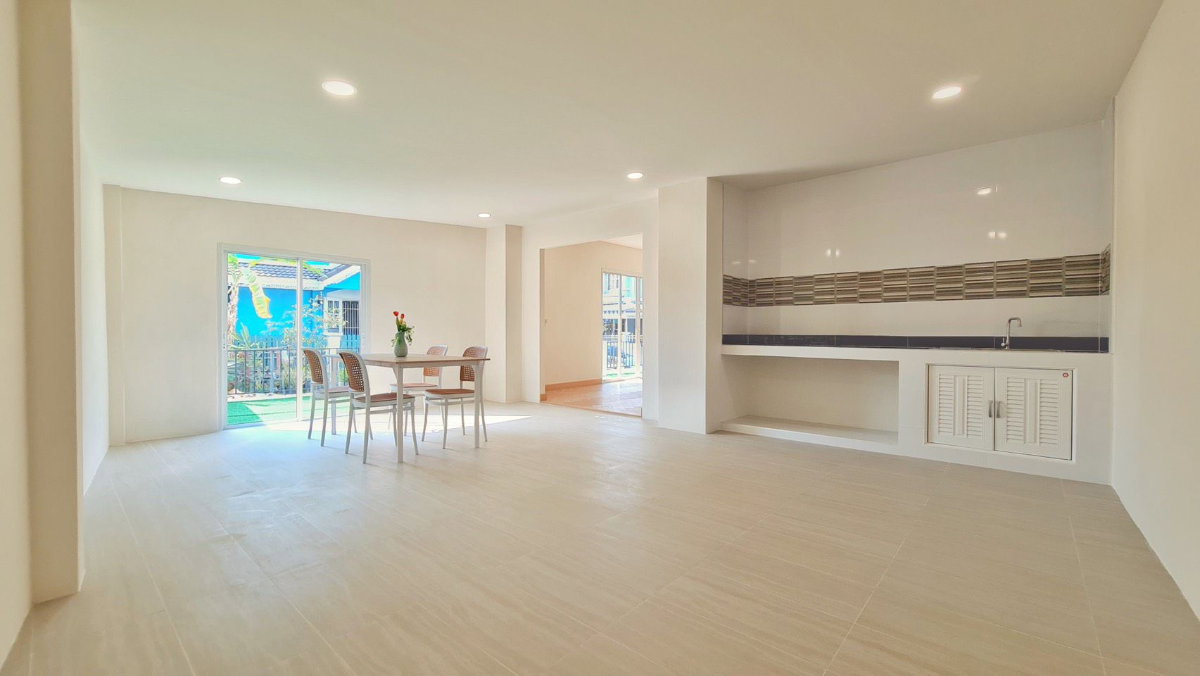 รูป บ้านเดี่ยวบุศรินทร์ วงแหวนรัตนาธิเบศน์ บ้านพร้อมให้คุณออกไอเดียได้ตามใจ - รูปที่ 8/18