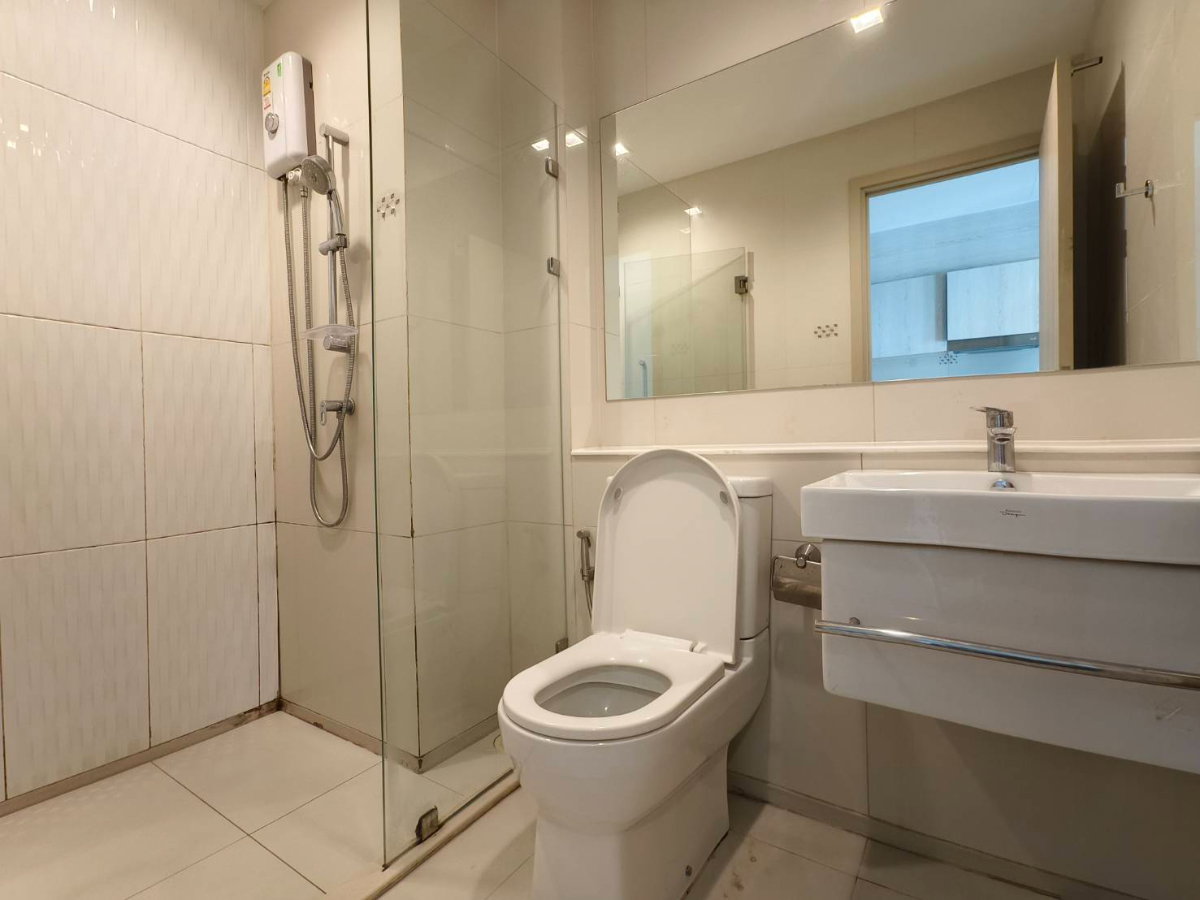 รูป คอนโดให้เช่า :Life One Wireless (ไลฟ์ วัน ไวร์เลส) (( BTS Phloen Chit เพลินจิต )) MK-02 line @livingbkk - รูปที่ 8/9