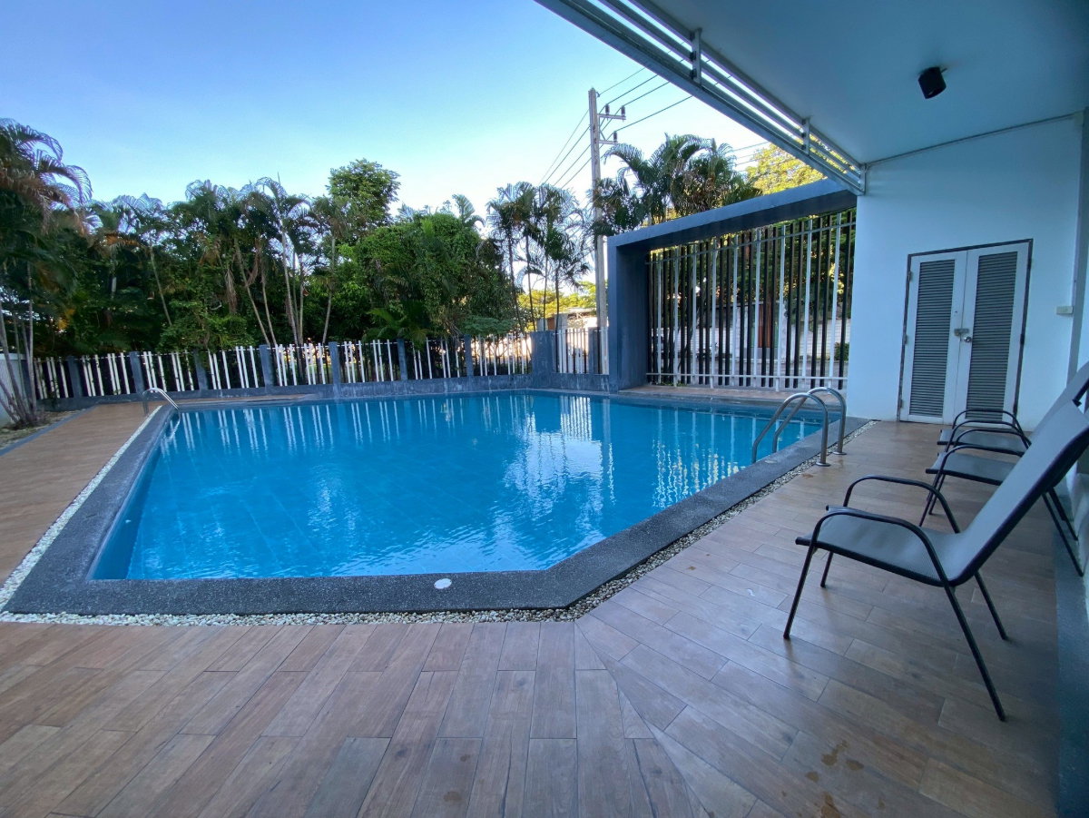 รูป พร้อมเข้าอยู่ คอนโดวันพลัส เจ็ดยอด 2 มี 2 ห้องนอน เช่าเพียง 18,000บาทต่อเดือน - รูปที่ 10/11