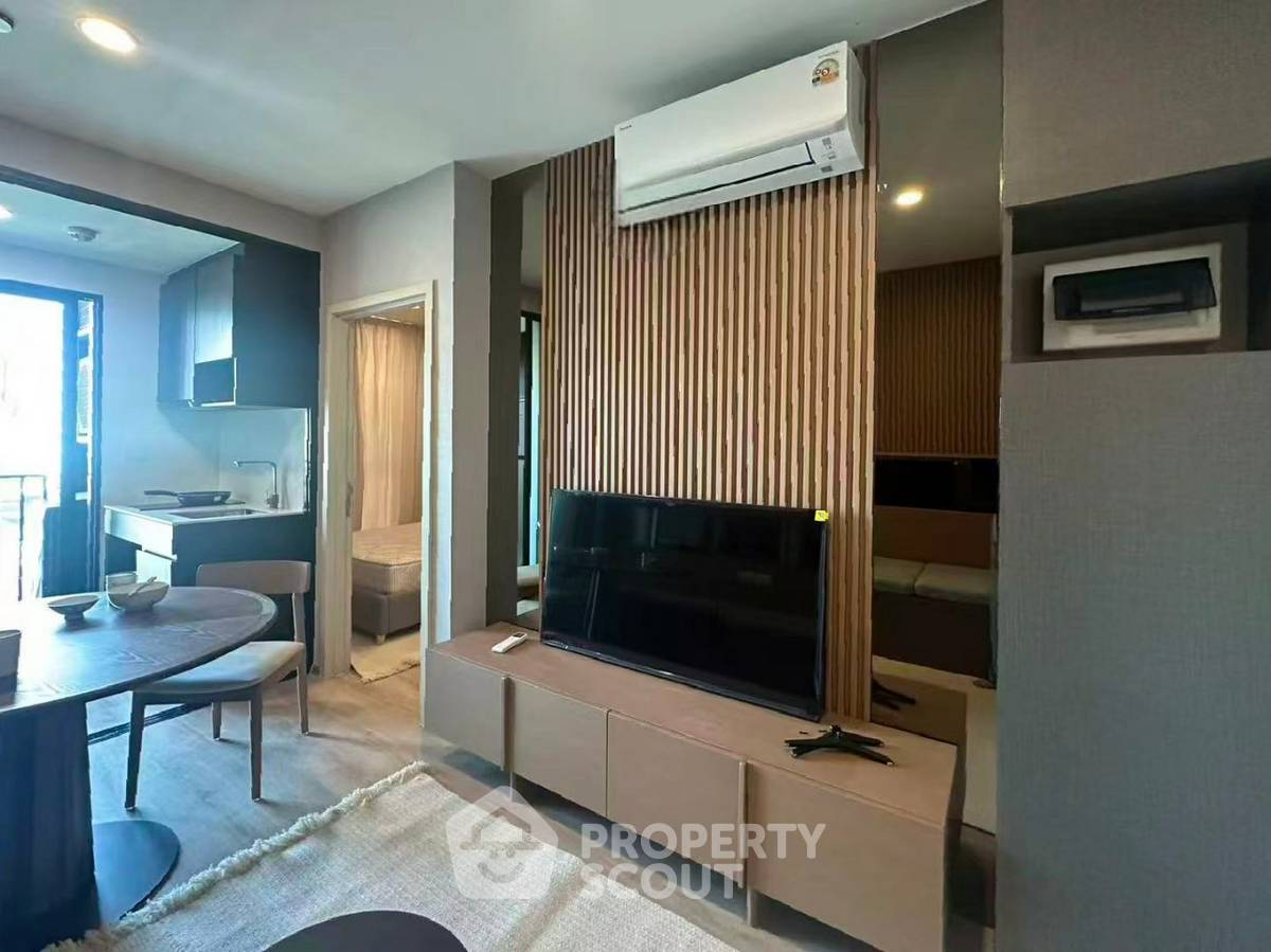 รูป คอนโด 1-ห้องนอน ที่ นิว ดิสทริค อาร์9 ใกล้ MRT พระราม 9 (ID 2716573) - รูปที่ 1/3